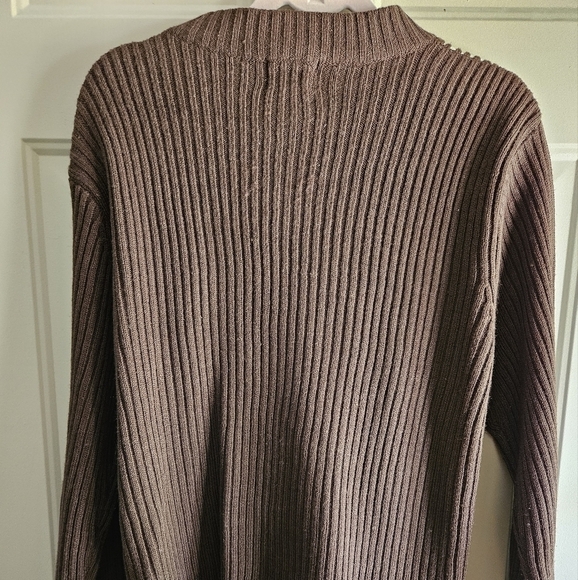 Vintage women's long sleeve zip-up sweater with leather block front. - Picture 2 of 4